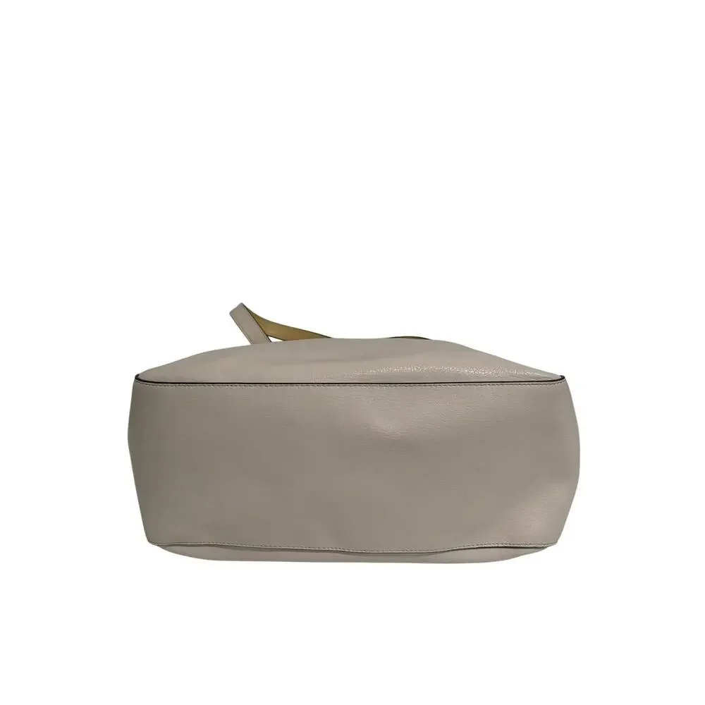 Coach Cream Leather Tote with Signature Horse & Carriage Logo